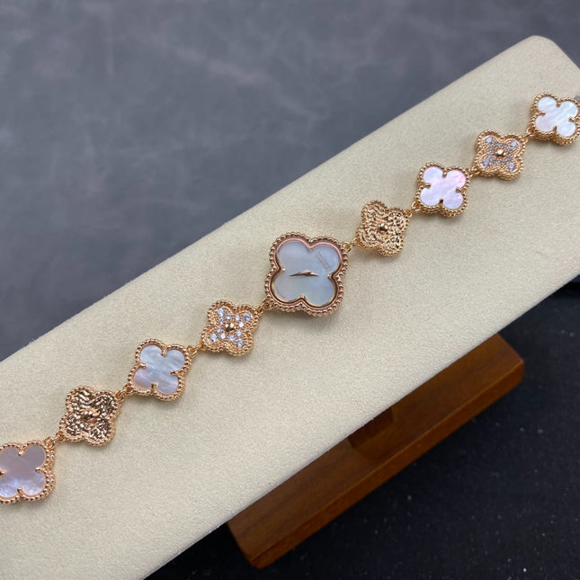 VAN CLEEF & ARPELS SWEET ALHAMBRA ROSE GOLD WATCH