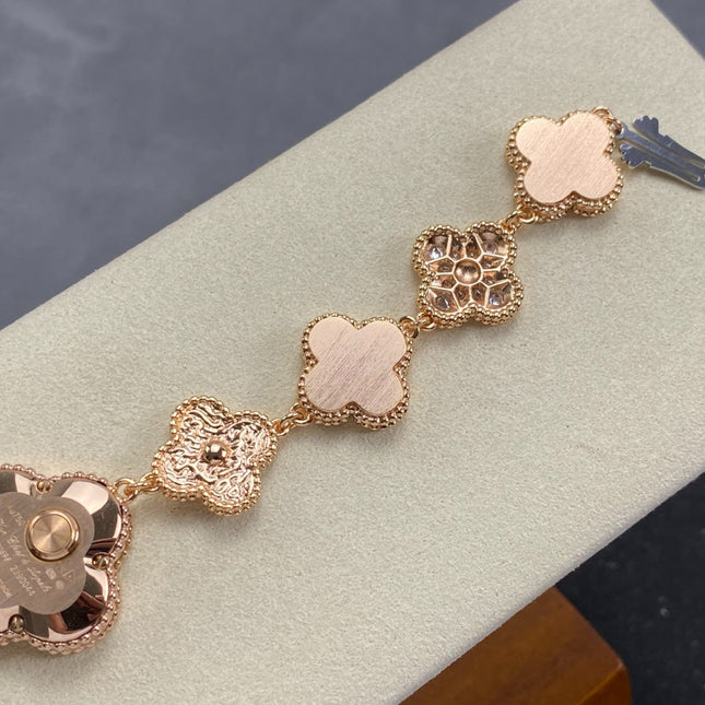 VAN CLEEF & ARPELS SWEET ALHAMBRA ROSE GOLD WATCH