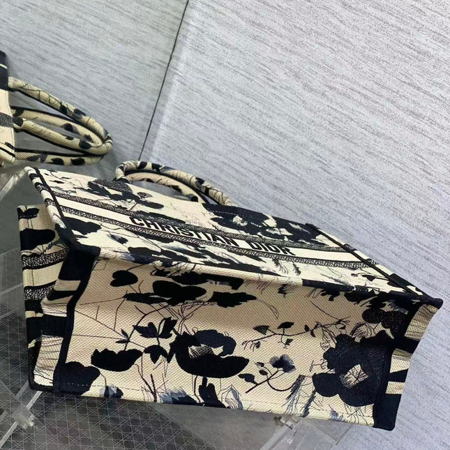DIOR MEDIUM BOOK TOTE BAG IN BEIGE FLORAL MOTIF EMBROIDERY CANVAS