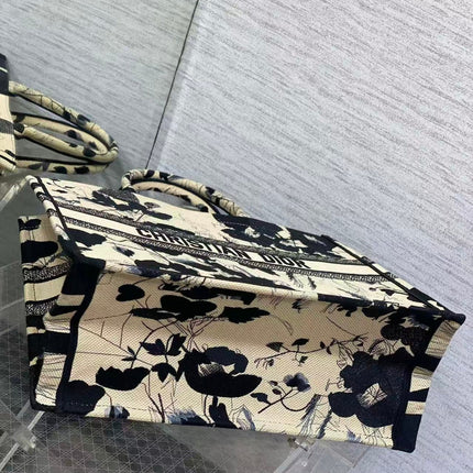 DIOR MEDIUM BOOK TOTE BAG IN BEIGE FLORAL MOTIF EMBROIDERY CANVAS