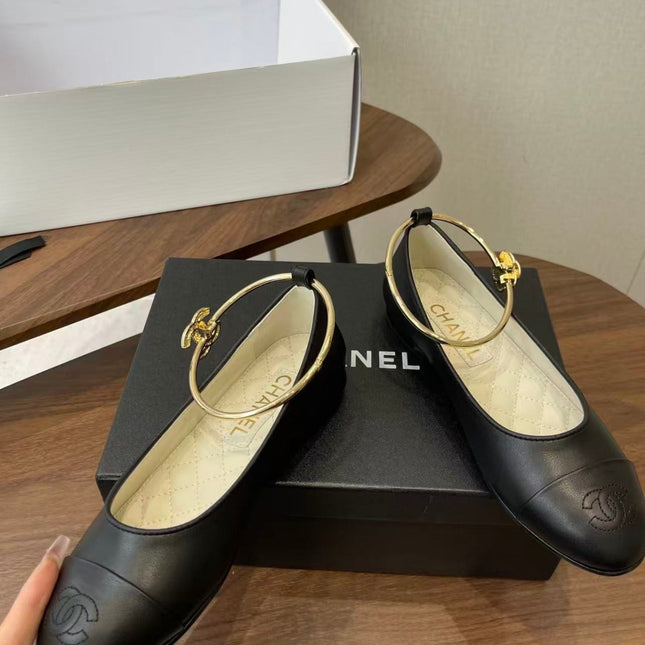CHANEL GOLD ANKLE STRAP BALLET FLATS IN BLACK CALFSKIN