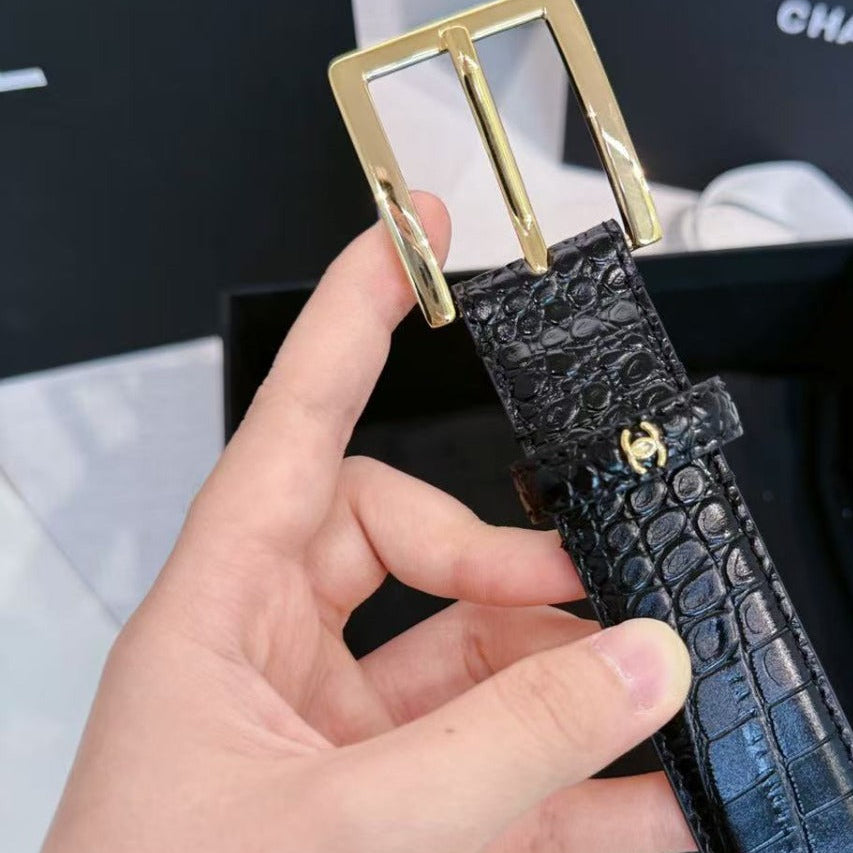 CC 26S CLASSIC BELT IN BLACK CROCODILE-EMBOSSED LEATHER