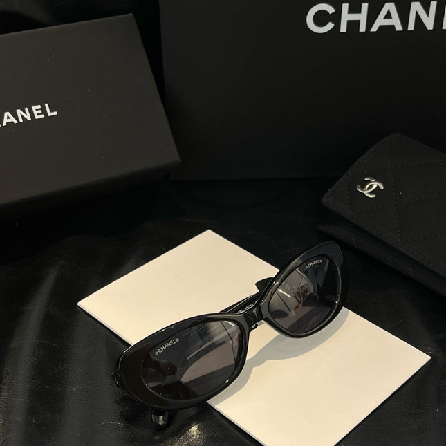 CHANEL 26S VINTAGE RECTANGULAR SUNGLASSES IN BLACK ACETATE