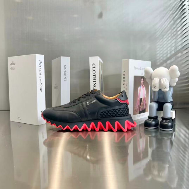 CHRISTIAN LOUBOUTIN 26S SNEAKER IN BLACK RED CALFSKIN