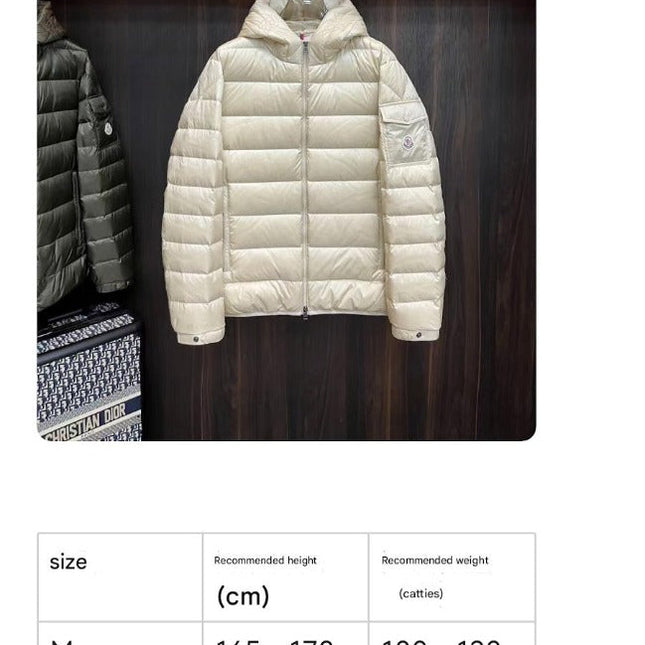 MONCLER SHORT DOWN JACKET IN WHITE