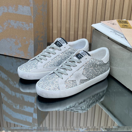 GOLDEN GOOSE BALL IN SILVER GLITTER WITH ICE GRAY WHITE STAR