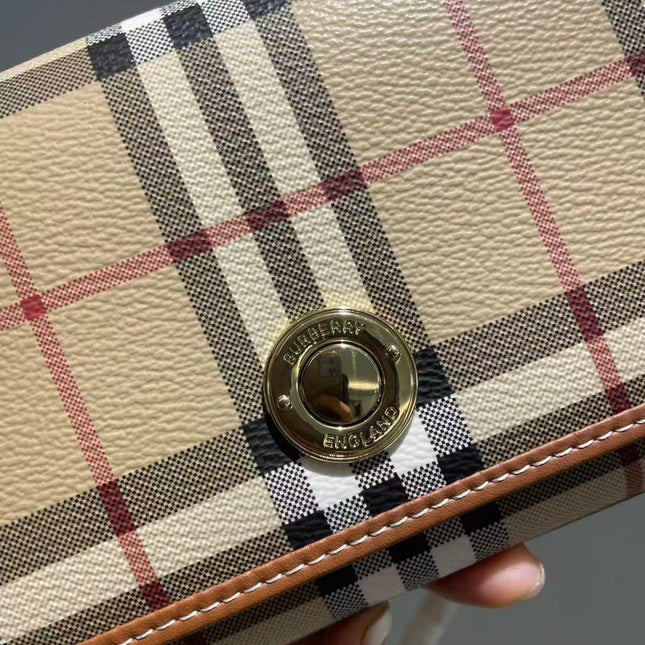 BBR CHECK CHAIN STRAP WALLET IN BEIGE CALFSKIN