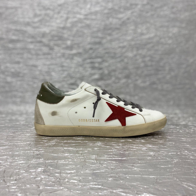 GOLDEN GOOSE BALL RED STAR SNEAKERS IN WHITE CALFSKIN