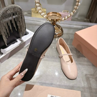 MIUMIU 26S CLOSED-BACK SANDALS IN LIGHT PINK CALFSKIN