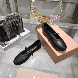 MIUMIU 26S CLOSED-BACK SANDALS IN BLACK CALFSKIN