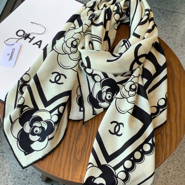 CHANEL 26S SCARF 135 IN CASHMERE AND SILK 306114
