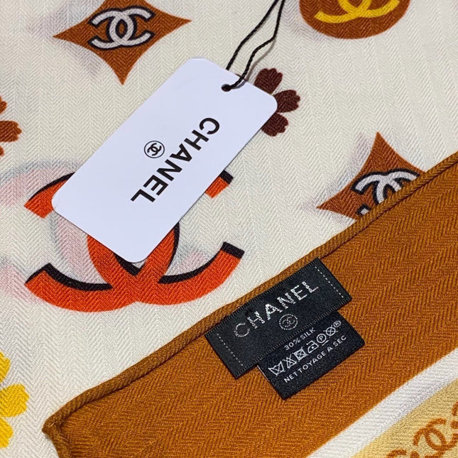 CHANEL 26S SCARF 140 IN CASHMERE AND SILK 306121