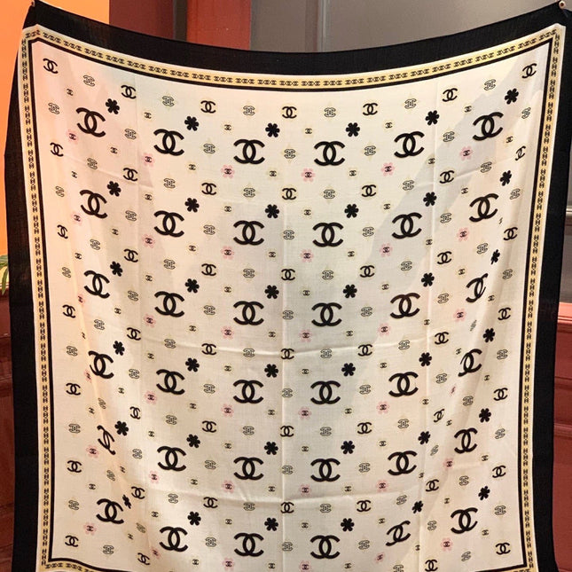 CHANEL 26S SCARF 140 IN CASHMERE AND SILK 306122