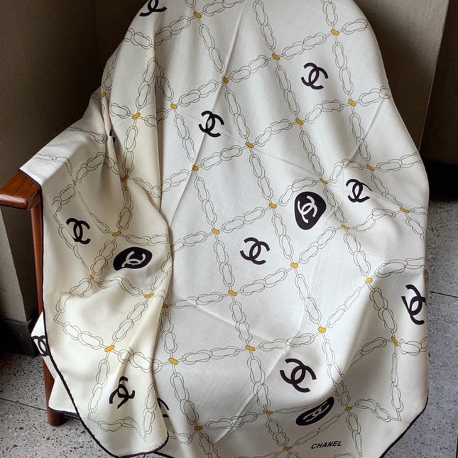 CHANEL 26S SCARF 135 IN CASHMERE AND SILK 306127