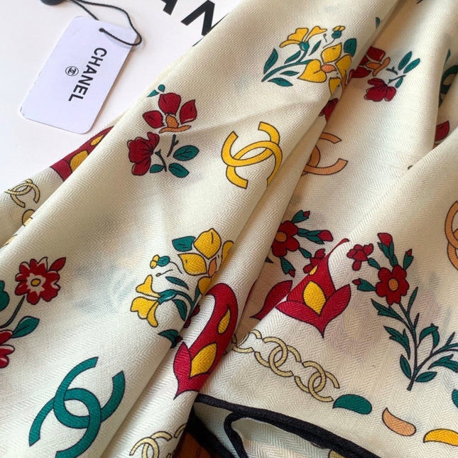 CHANEL 26S SCARF 135 IN CASHMERE AND SILK 306130