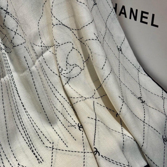 CHANEL 26S SCARF 140 IN CASHMERE AND SILK 307248