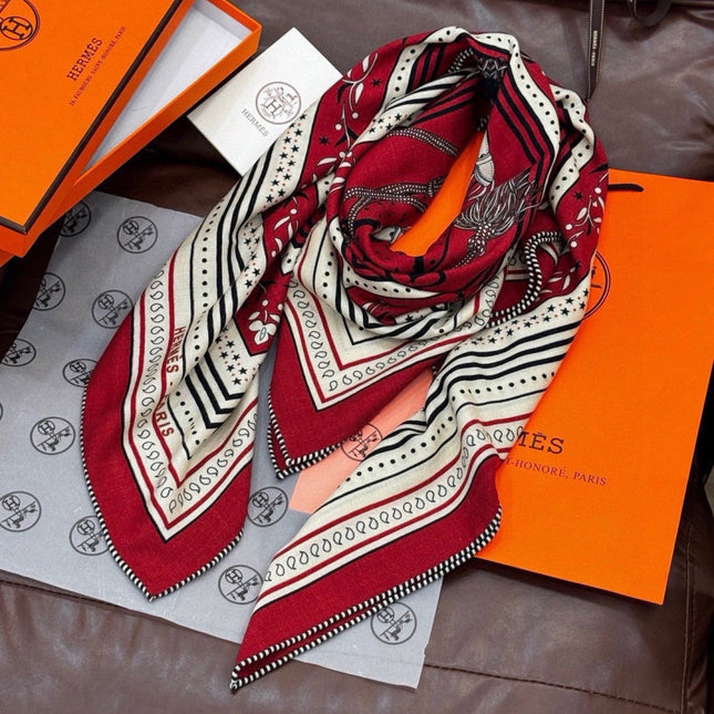 HERMES 26S PRINTED SQUARE SCARF 140 IN CASHMERE AND SILK 307279