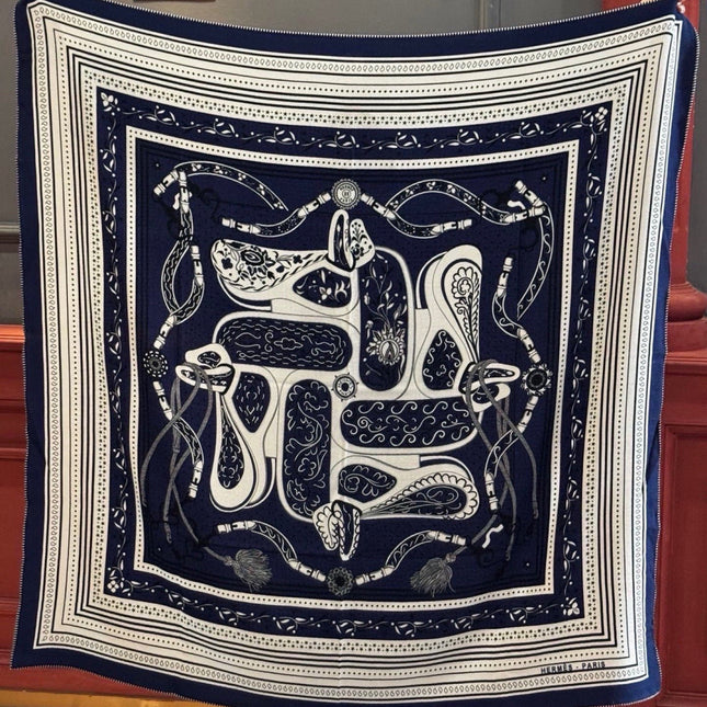 HERMES 26S PRINTED SQUARE SCARF 140 IN CASHMERE AND SILK 307280