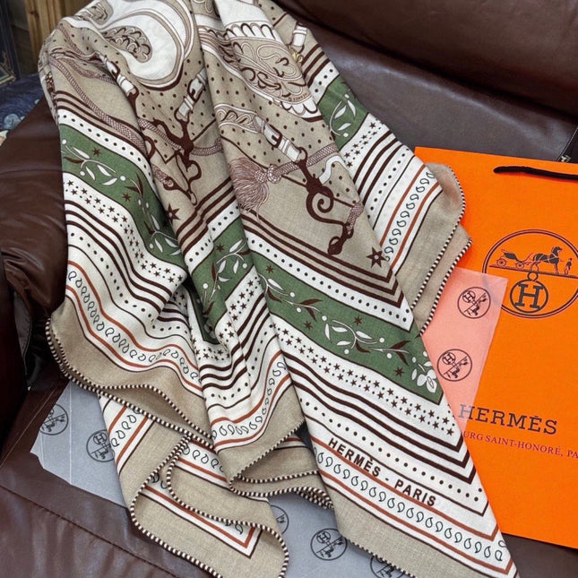HERMES 26S PRINTED SQUARE SCARF 140 IN CASHMERE AND SILK 307281