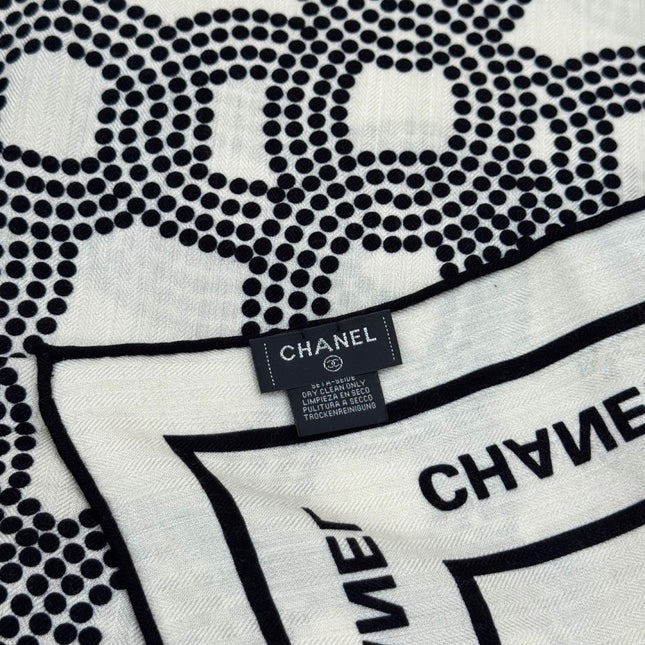 CHANEL 26S SCARF 135 IN CASHMERE AND SILK 309307