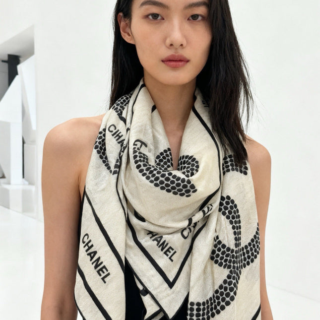 CHANEL 26S SCARF 135 IN CASHMERE AND SILK 309307