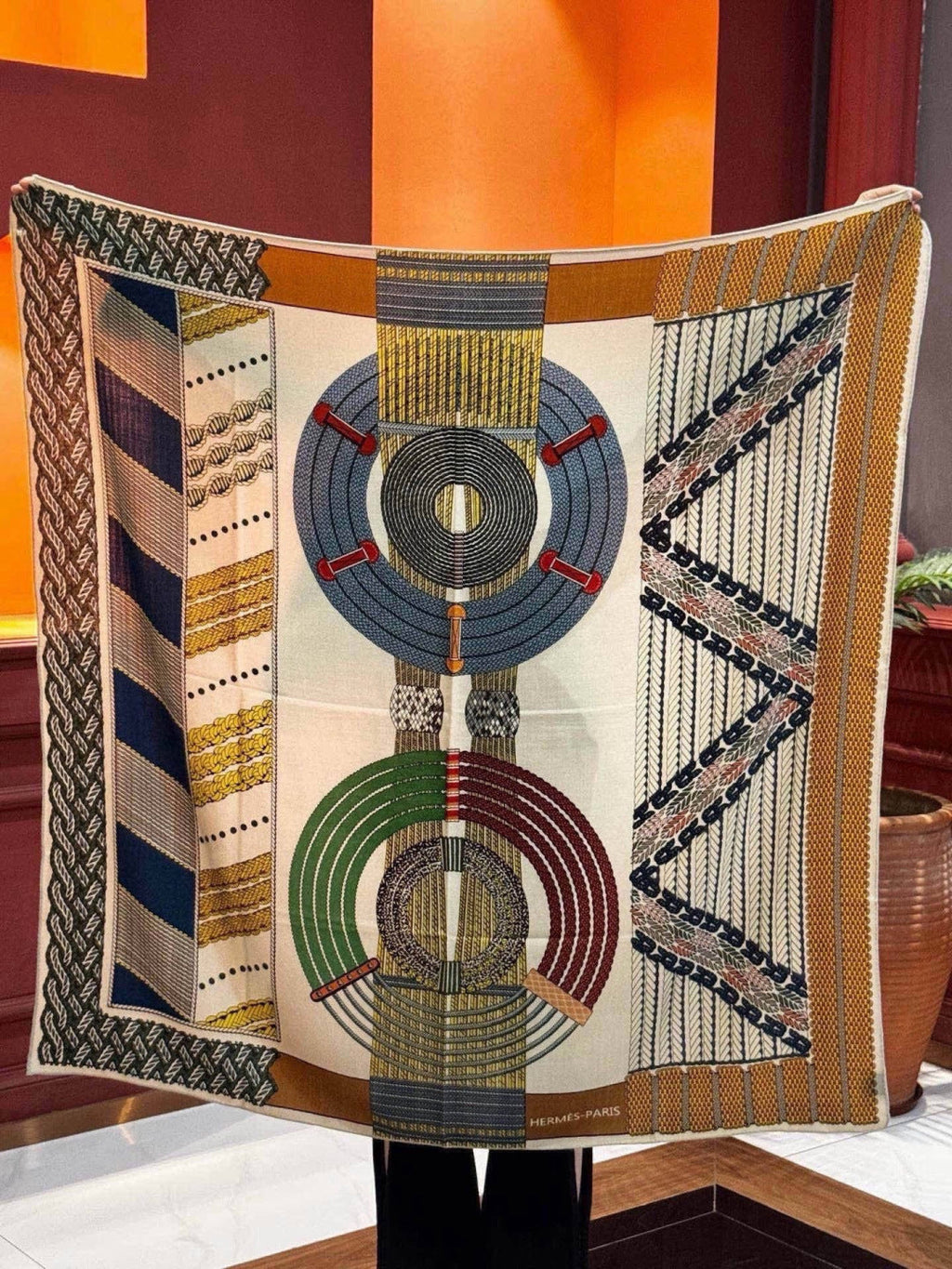 HERMES 26S PRINTED SQUARE SCARF 140 IN CASHMERE AND SILK 309319