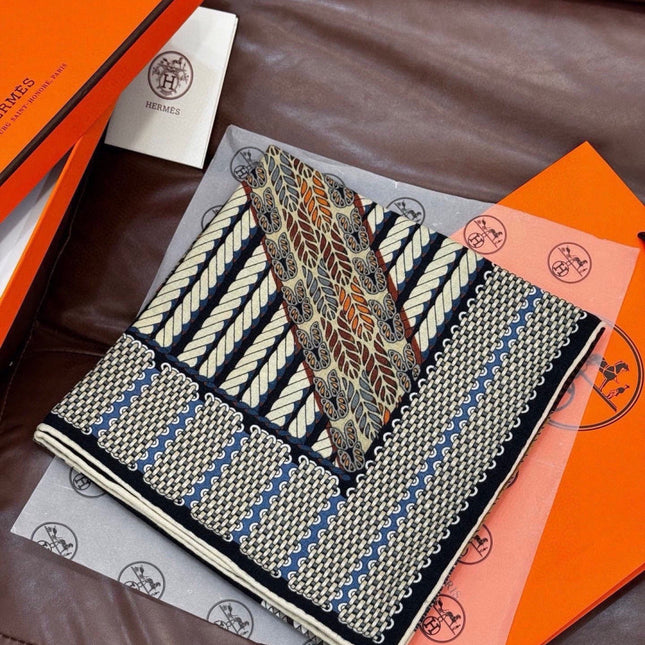 HERMES 26S PRINTED SQUARE SCARF 140 IN CASHMERE AND SILK 309320