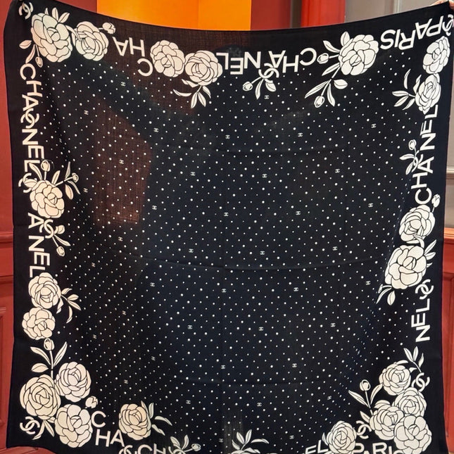 CHANEL 26S SCARF 140 IN CASHMERE AND SILK 309330