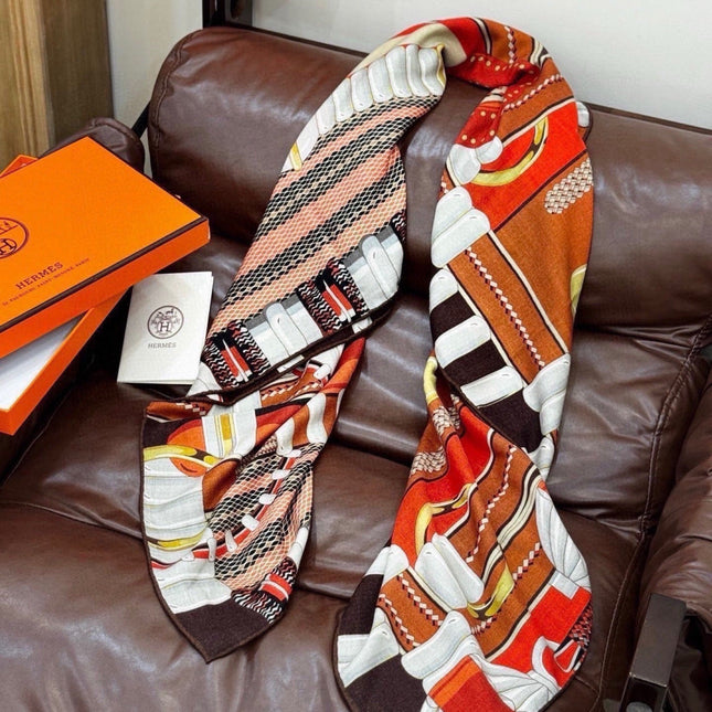 HERMES 26S PRINTED SQUARE SCARF 140 IN SILK 309334