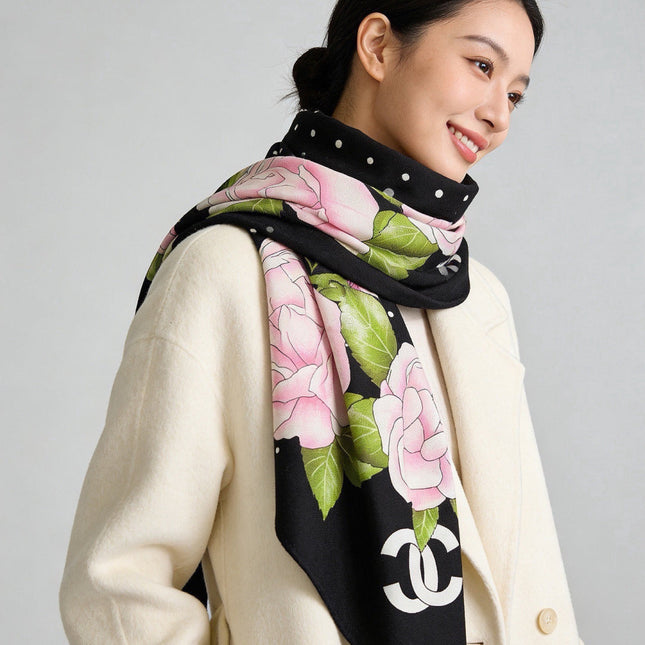 CHANEL 26S SCARF 140 IN CASHMERE AND SILK 309336