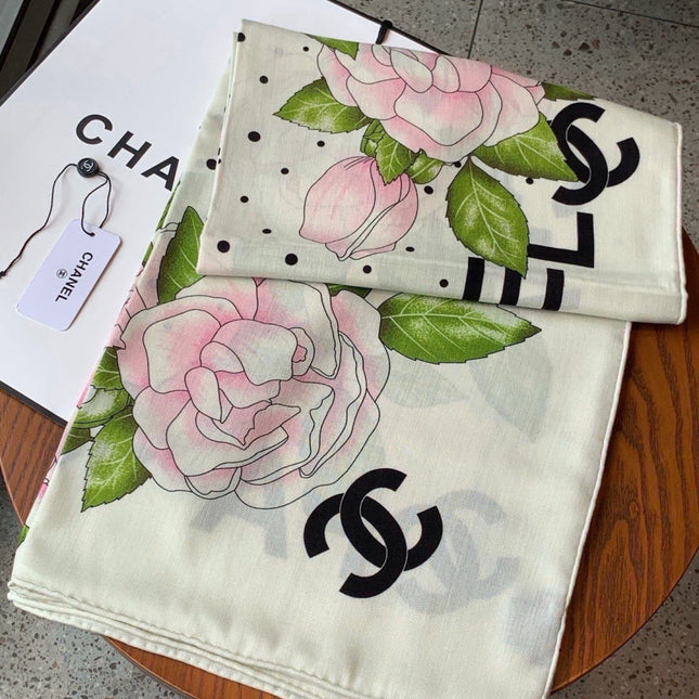 CHANEL 26S SCARF 140 IN CASHMERE AND SILK 309337