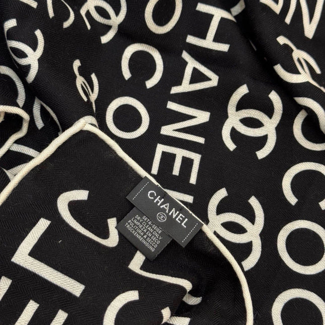 CHANEL 26S SCARF 135 IN CASHMERE AND SILK 309349
