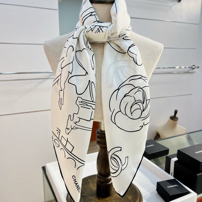 CHANEL 26S SCARF 90 IN SILK 309928
