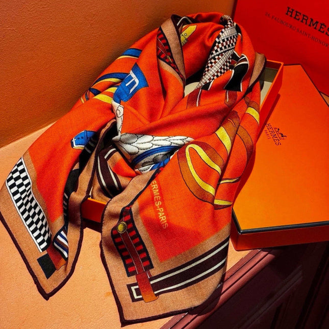HERMES 26S PRINTED SQUARE SCARF 140 IN SILK 311954