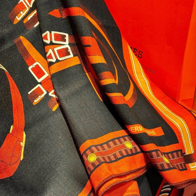 HERMES 26S PRINTED SQUARE SCARF 140 IN SILK 311956