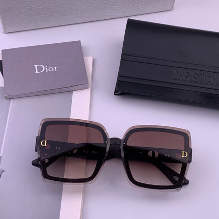 DIOR 26S OVERSIZED SQUARE FRAME IN ACETATE 500316