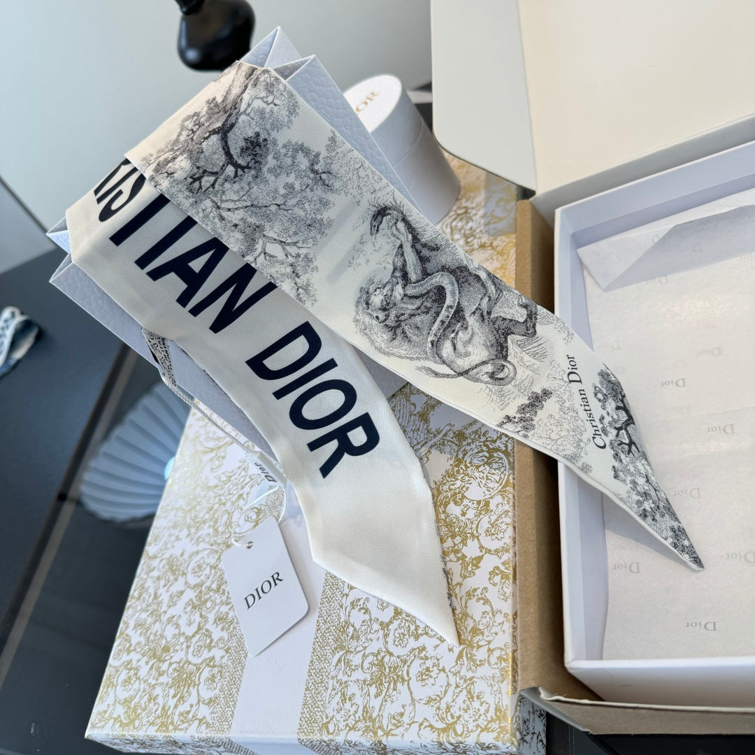 DIOR 26S SCARF 105CM IN SILK 304000