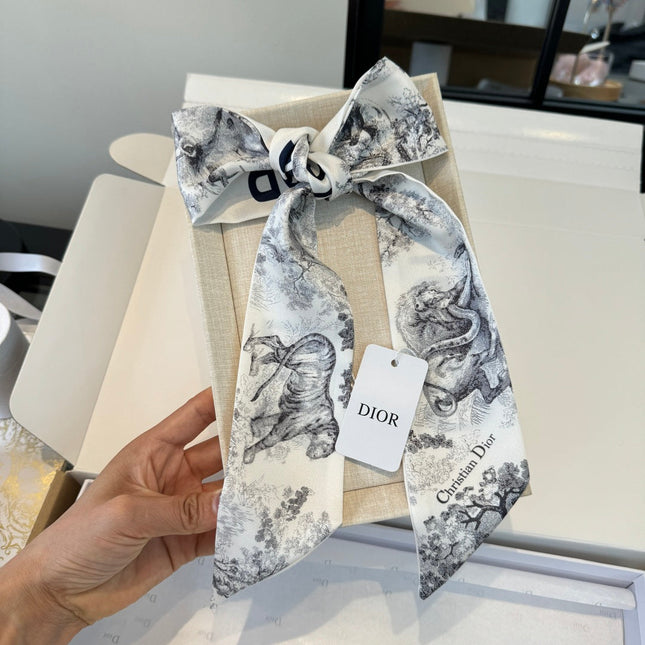 DIOR 26S SCARF 105CM IN SILK 304000