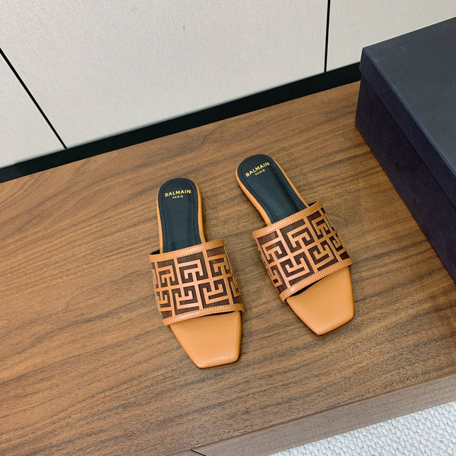 BALMAIN 26S FLAT SANDALS IN LIGHT BROWN CALFSKIN AND MESH