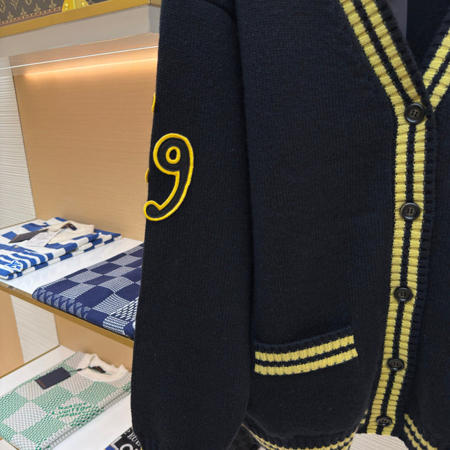 PRADA 25S CARDIGAN 541