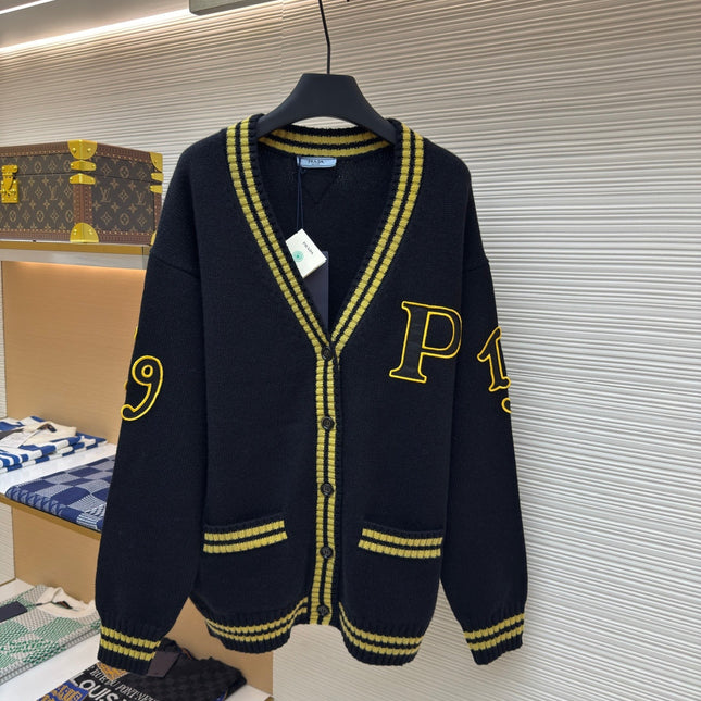 PRADA 25S CARDIGAN 541