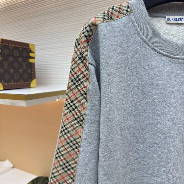 BURBERRY 26S SWEATSHIRT 436