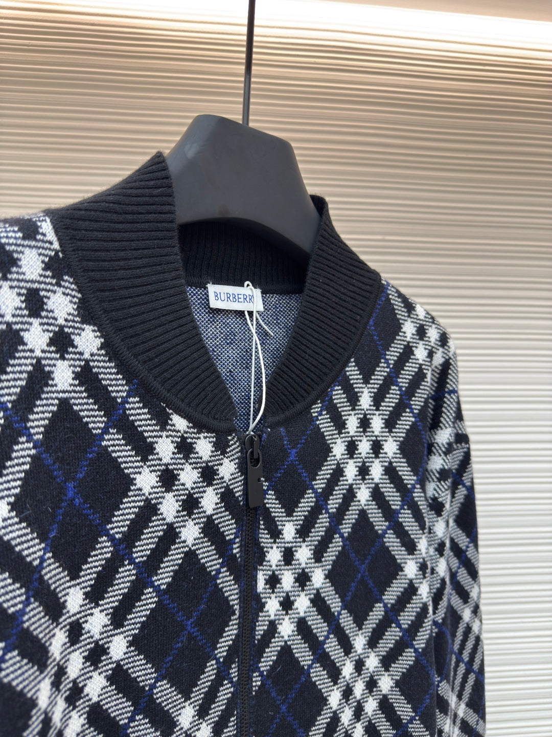 BURBERRY 26S JACKET 427
