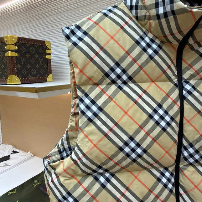 BURBERRY 26S PUFFER VEST 429