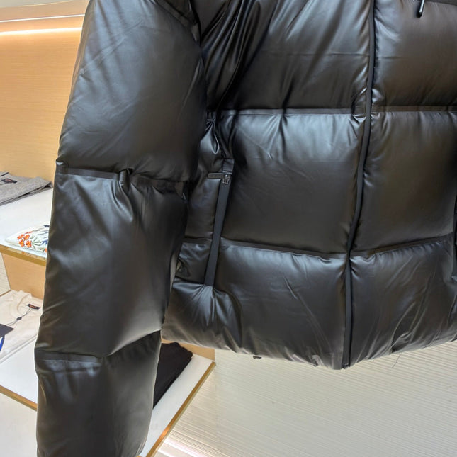 PRADA 25S PUFFER JACKET 543