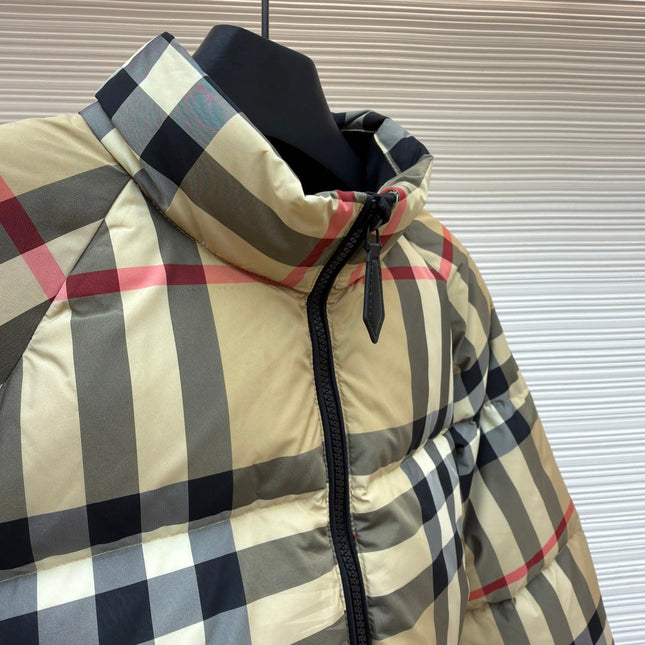 BURBERRY 25S DOWN JACKET 568517