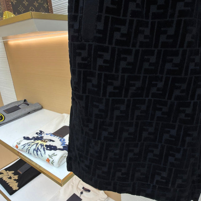 FENDI 26S SHORTS 221