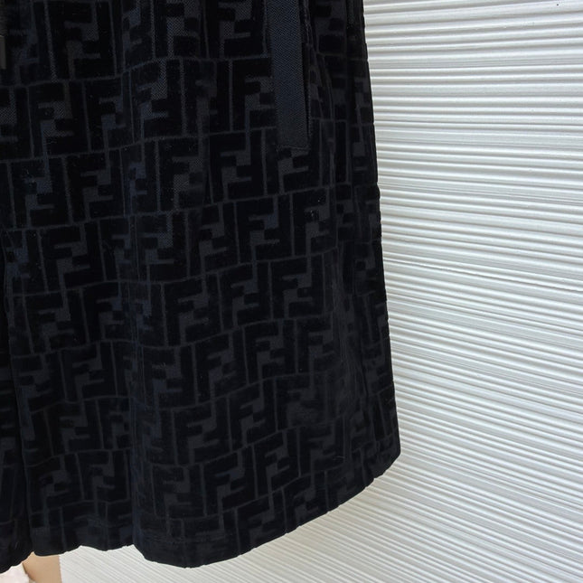 FENDI 26S SHORTS 221