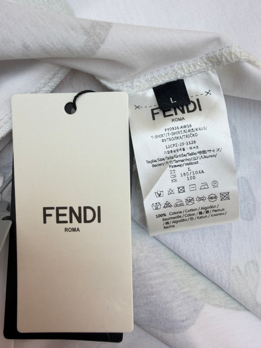FENDI 26S SHORT SLEEVE T-SHIRT 127