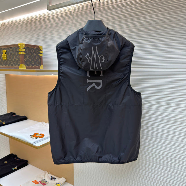 MONCLER 26S HOODED WINDBREAKER VEST 703